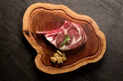 Prime Rib Eye Bone In
