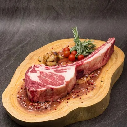 Wagyu Tomahawk Steak Silver 8/9